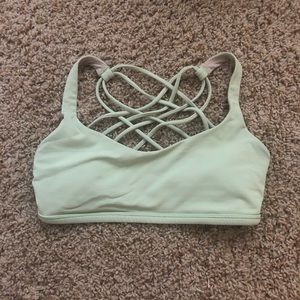 Lululemon Free to be Wild sports bra